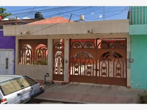 Casa en venta en Rivera de la Presa, León — foto 3 de 8