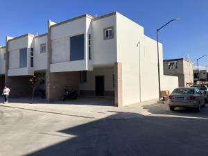 Casa en venta en Las Lomas, Torreón — foto 2 de 28