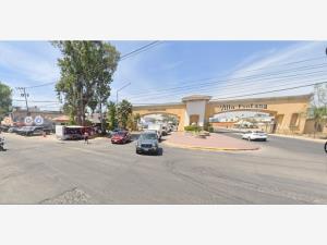 Casa en venta en Villa Fontana, San Pedro Tlaquepaque — foto 2 de 15
