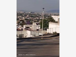 Terreno en venta en Paisajes del Tesoro, San Pedro Tlaquepaque — foto 2 de 8