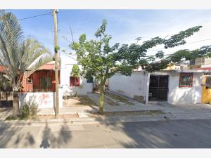 Casa en Hacienda Santa Fe, Tlajomulco de Zúñiga, Jalisco