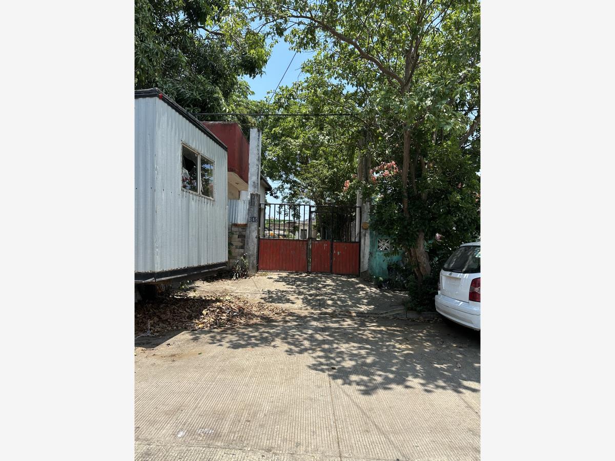 Terreno en venta en Tierra y Libertad, Coatzacoalcos — foto 1 de 5