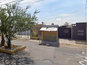 Casa en venta en Hacienda Santa Fe, Tlajomulco de Zúñiga — foto 3 de 10