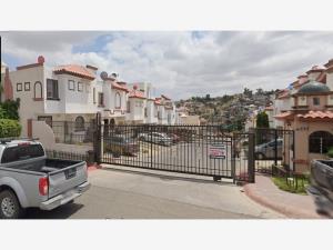 Casa en Colinas de Agua Caliente, Tijuana, Baja California