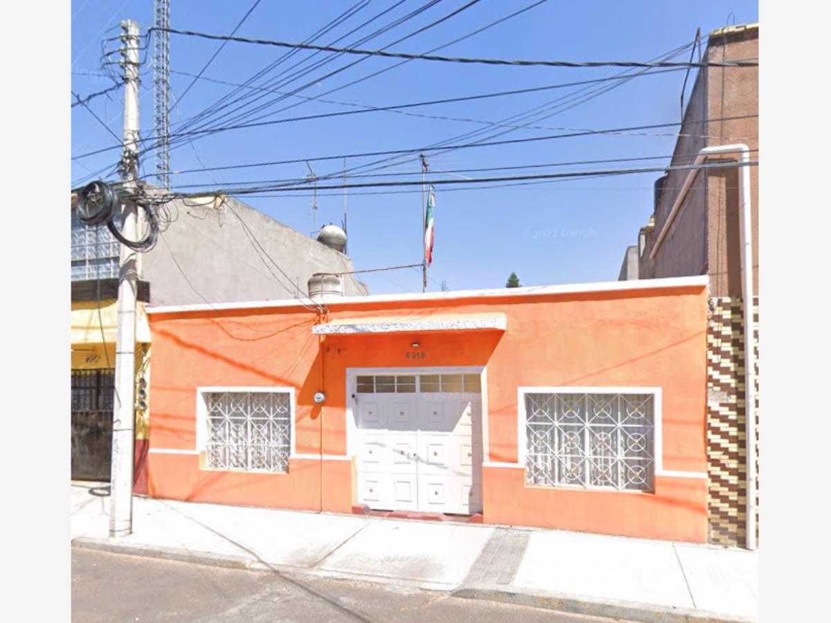 Casa en venta en Tres Estrellas, Gustavo A. Madero — foto 1 de 9