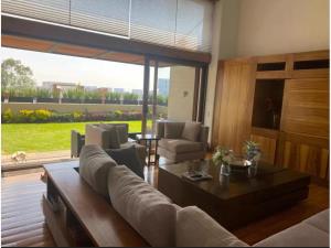 Casa en venta en Paseo de las Lomas, Álvaro Obregón — foto 2 de 28