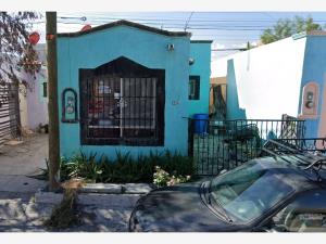Casa en venta en Misión San Juan, García — foto 2 de 15