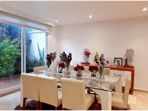 Casa en venta en Interlomas, Huixquilucan — foto 2 de 24