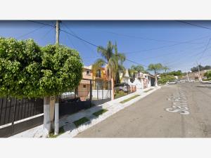 Casa en remate en La Providencia, Tonalá, Jalisco