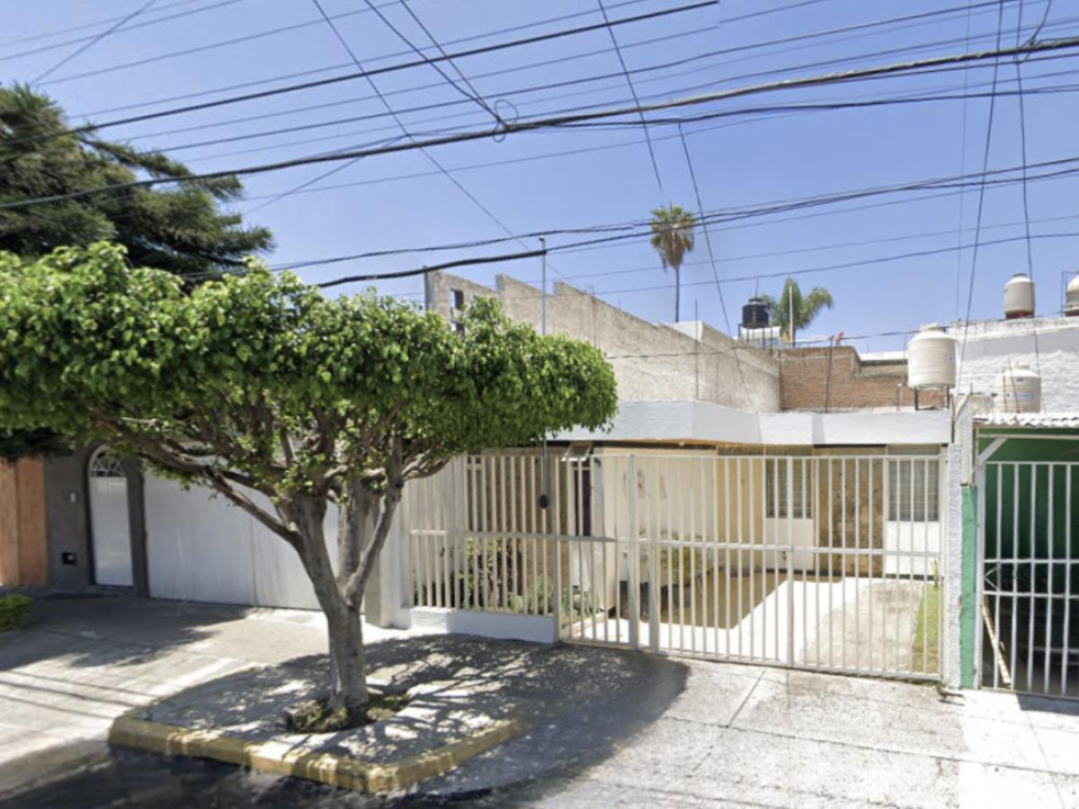 Casa en venta en Las Aguilas, Zapopan — foto 1 de 8