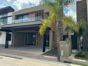 Casa en venta en Pueblo Nuevo, Corregidora — foto 2 de 36