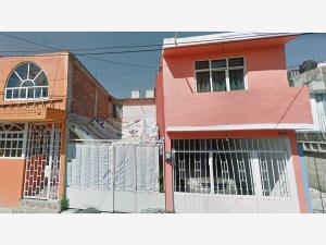 Casa en venta en San Francisco Coaxusco, Metepec — foto 3 de 6