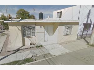 Casa en venta en Virreyes Colonial, Saltillo — foto 2 de 11