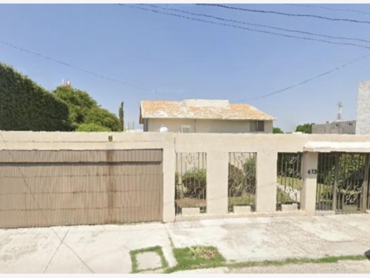 Casa en venta en Navarro, Torreón — foto 1 de 8