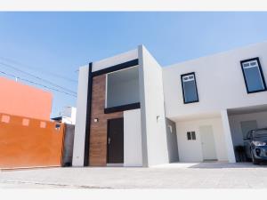 Casa en venta en Lomas de San Juan, Cuautlancingo — foto 2 de 19