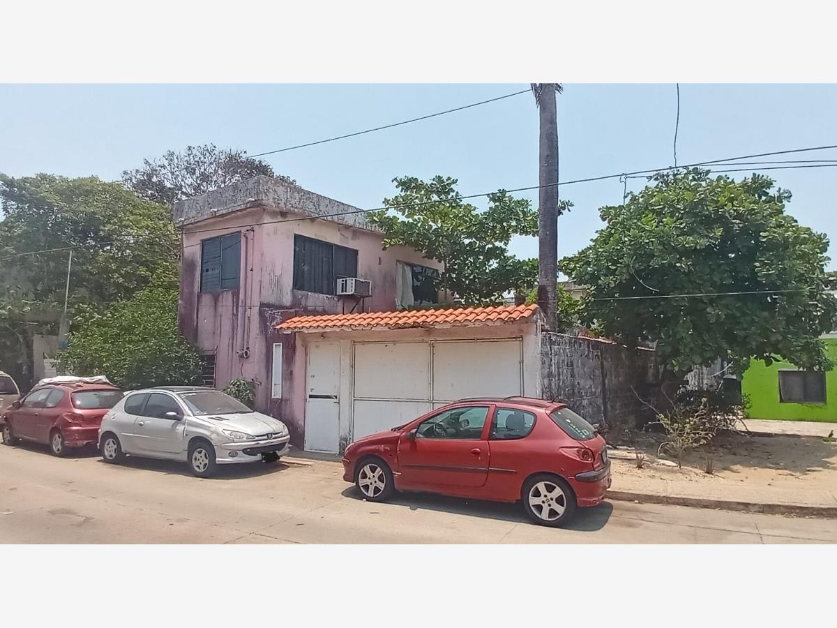 Terreno en venta en Benito Juarez Norte, Coatzacoalcos — foto 1 de 2