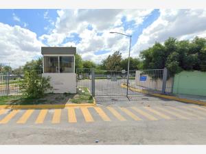 Casa en venta en Puerta de Anáhuac, General Escobedo — foto 2 de 9