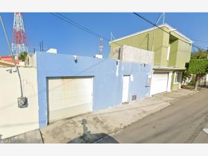 Casa en remate en Playa Norte, Carmen, Campeche