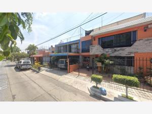 Casa en venta en Jardines del Rosario, Guadalajara — foto 2 de 10