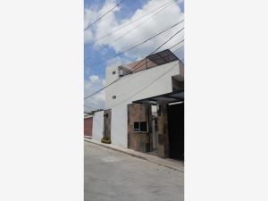 Casa en venta en Atenatitlan, Jiutepec — foto 3 de 32
