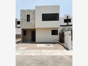 Casa en Zákia, El Marqués, Querétaro
