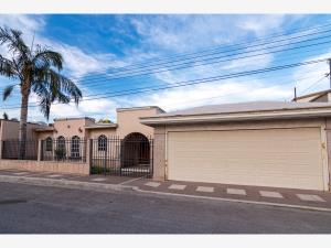 Casa en venta en Residencial Campestre la Rosita, Torreón — foto 2 de 28
