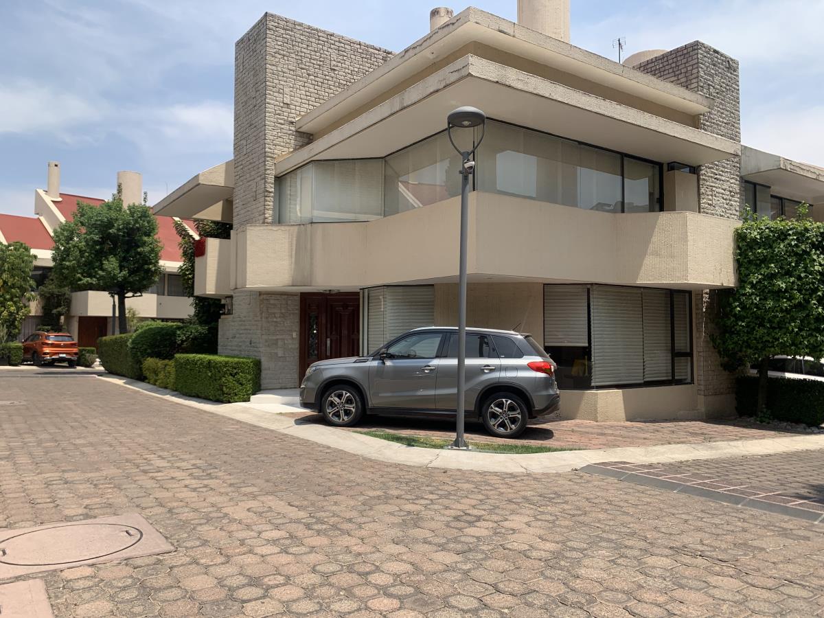 Casa en venta en Lomas de la Herradura, Huixquilucan — foto 1 de 28