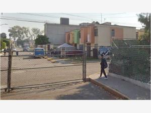 Casa en venta en Paseos de Tultepec II, Tultepec — foto 2 de 4