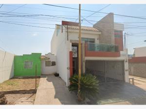 Casa en venta en Santa Fe, Culiacán — foto 2 de 12
