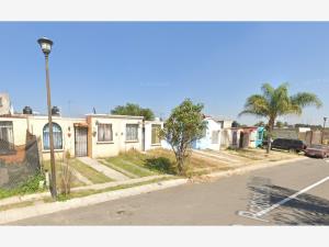 Casa en Parques de Tesistán, Zapopan, Jalisco