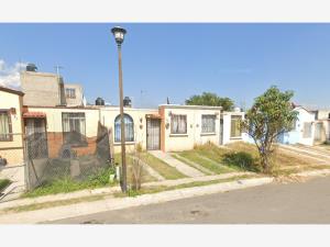 Casa en venta en Parques de Tesistán, Zapopan — foto 2 de 10
