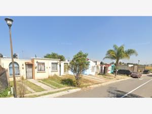 Casa en venta en Parques de Tesistán, Zapopan — foto 3 de 10