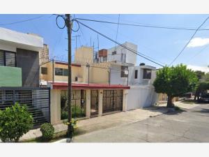 Casa en venta en Jardines del Country, Guadalajara — foto 3 de 14