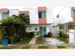 Casa en venta en Playa Azul, Playa del Carmen — foto 2 de 13