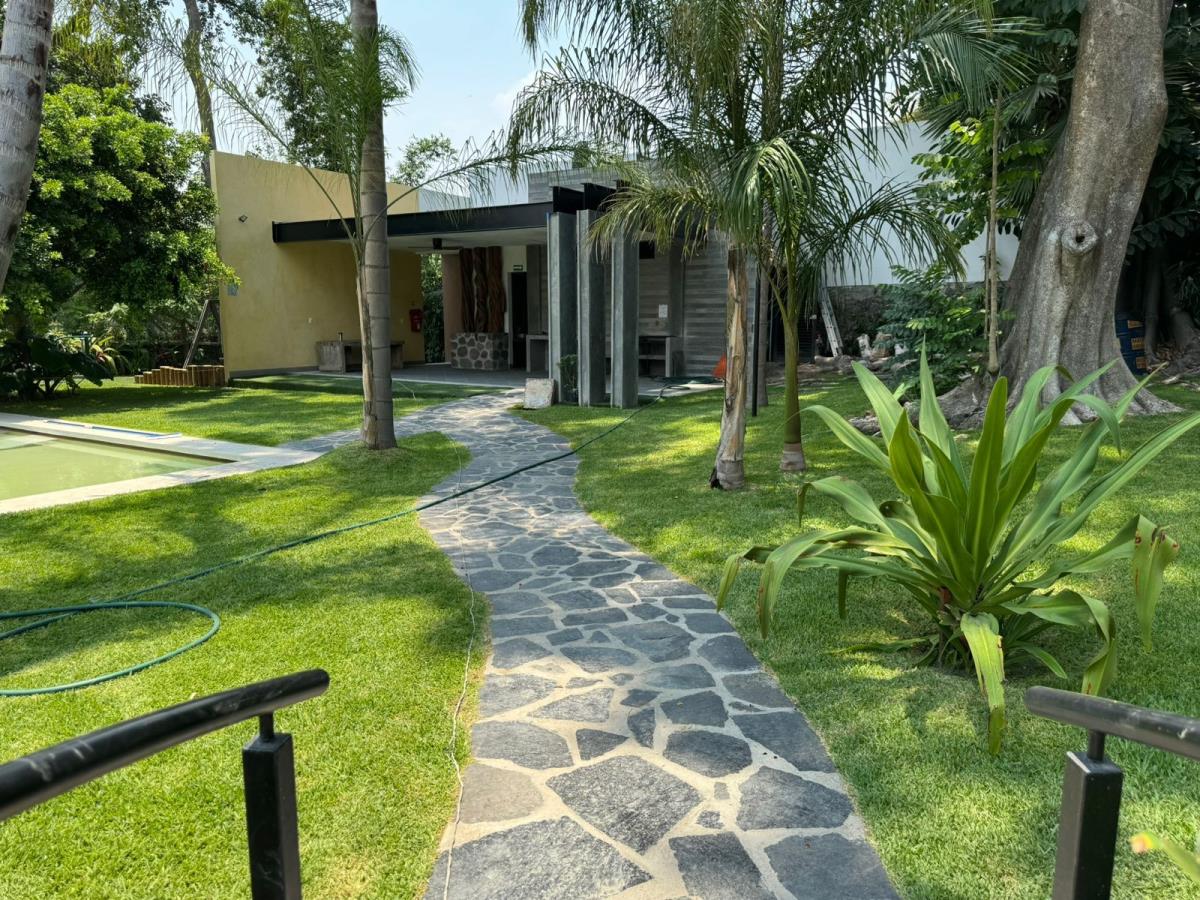 Terreno en venta en Acapatzingo, Cuernavaca — foto 1 de 6