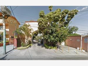 Casa en venta en Amatitlan, Cuernavaca — foto 2 de 13
