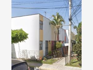 Casa en venta en Unidad Díaz Ordaz, Zapopan — foto 2 de 9