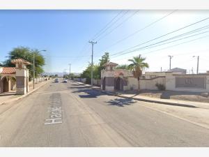 Casa en venta en Hacienda de Los Portales, Mexicali — foto 2 de 11