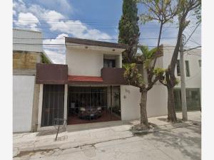 Casa en Los Paraisos, León, Guanajuato
