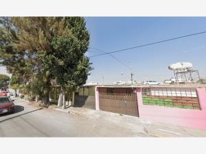 Casa en Izcalli Jardines, Ecatepec de Morelos, México