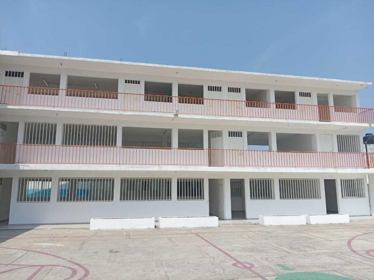Edificio en renta en El Roble, Acapulco de Juárez — foto 1 de 20