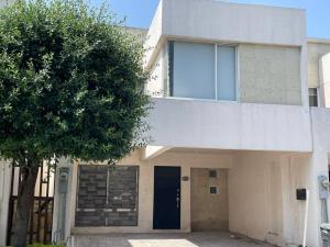 Casa en Crystal Lagoons, Apodaca, Nuevo León
