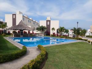 Casa en renta en Colinas de Altar, Temixco — foto 2 de 17