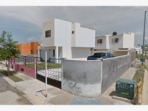 Casa en remate en Puerta del Sol, Mazatlán, Sinaloa