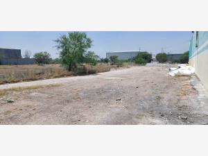 Terreno en venta en Salinas Victoria Centro, Salinas Victoria — foto 3 de 6