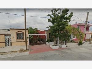 Casa en remate en Privadas de las Villas, García, Nuevo León