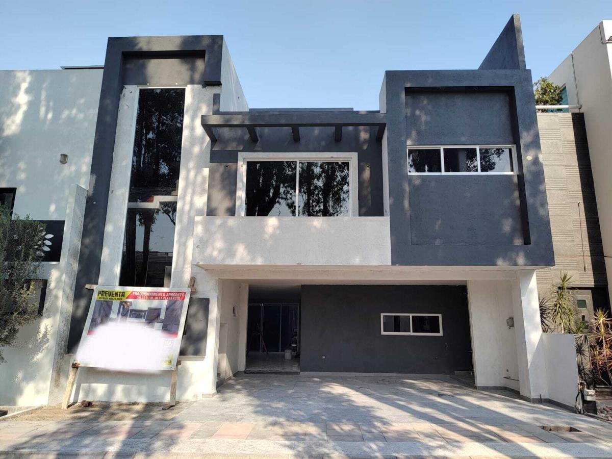 Casa en venta en Cholula de Rivadabia Centro, San Pedro Cholula — foto 1 de 18