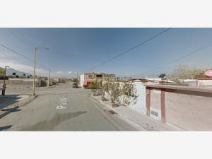 Casa en venta en Loma Linda, Saltillo — foto 3 de 10