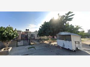Casa en venta en Loma Real, Torreón — foto 3 de 10