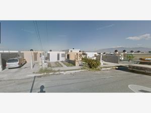 Casa en venta en Loma Linda, Saltillo — foto 3 de 10